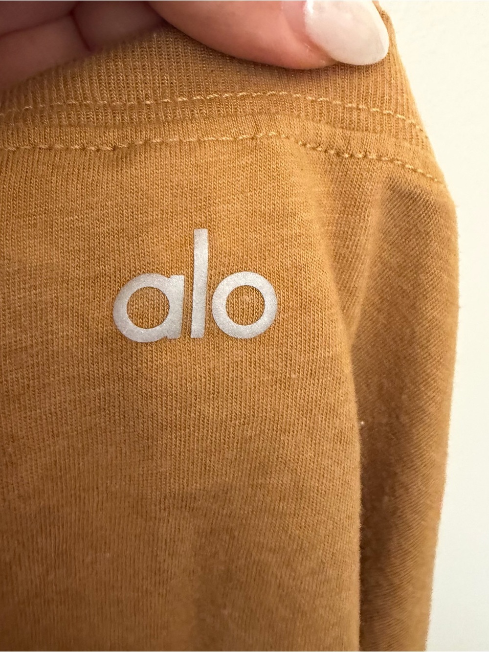 ALO Cropped Tank Top Golden Brown - Picture 5 of 5